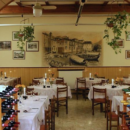 Albergo Vecchia เมนาจโจ ภายนอก รูปภาพ