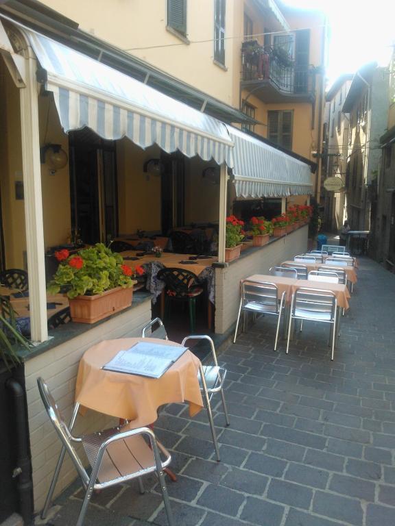 Albergo Vecchia เมนาจโจ ภายนอก รูปภาพ